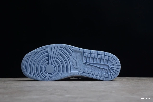 Reps TBkick DC0774-050 Low 1 (W) Jordan Blue University 0816